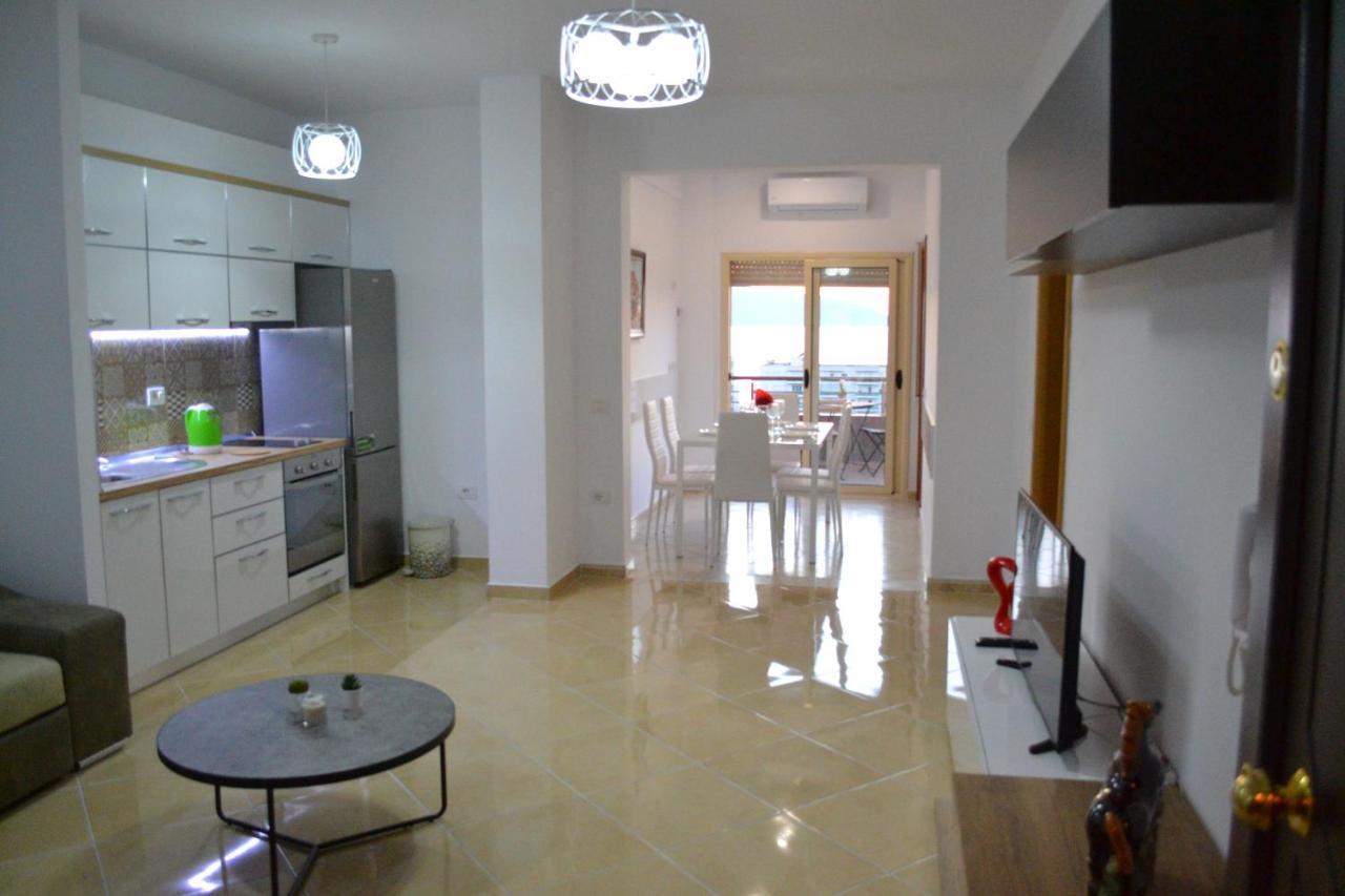 Seaview Penthouse 2 Bedrooms Apartment & Box Garage Vlore Exterior photo